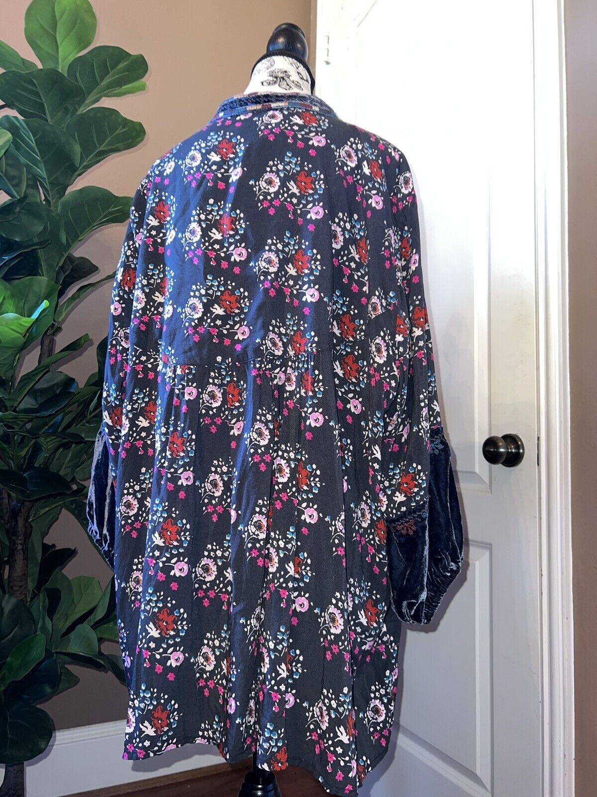 Johnny Was 2x 2xl Velvet Trimmed Tunic Top W/ Embroidery Kimono Sleeves