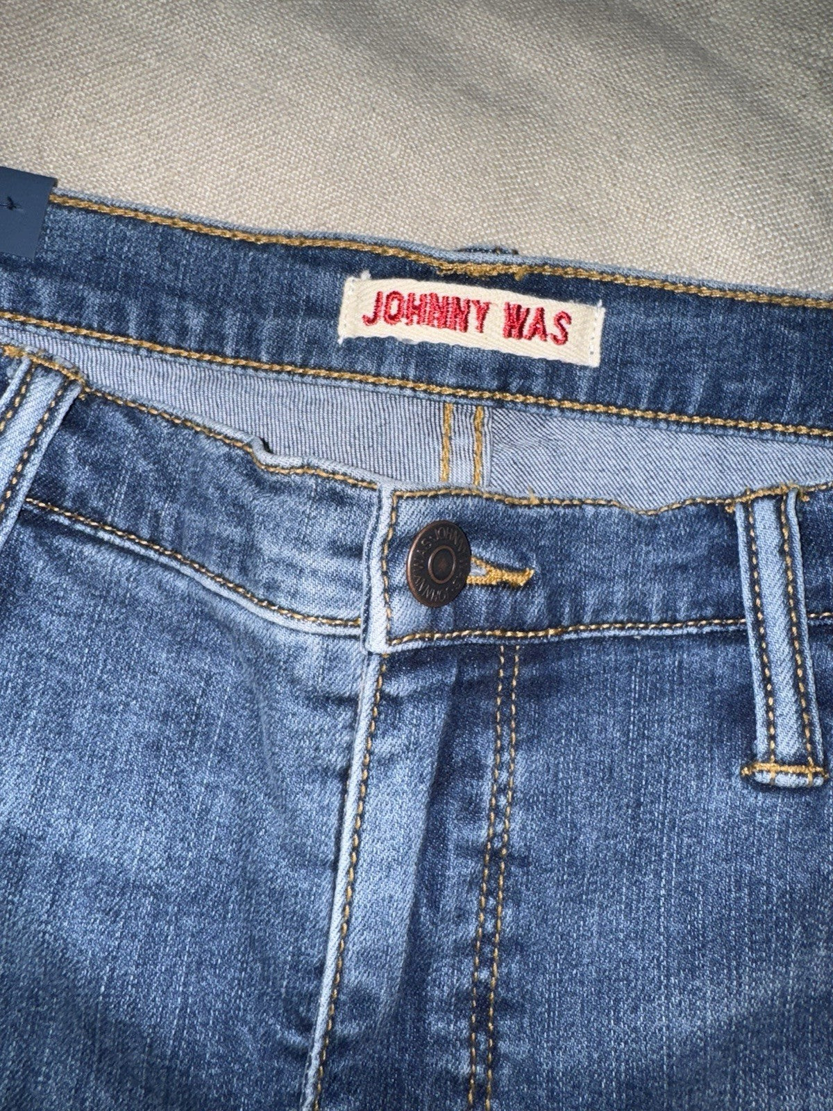 Johnny Was Sz 32 Cropped Skinny Jeans Washed Blue Embroidered Trim Down Leg Johnny Was