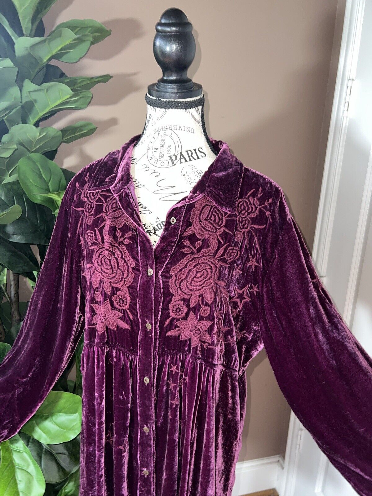 Johnny Was Sz XL Burgundy Wine Velvet Peplum Tunic Top Tonal Embroidery