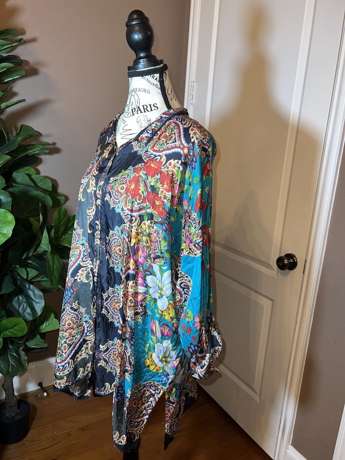 100% Silk Johnny Was Tunic Top XL 1X 1XL Kimono Feel Colorful Spring