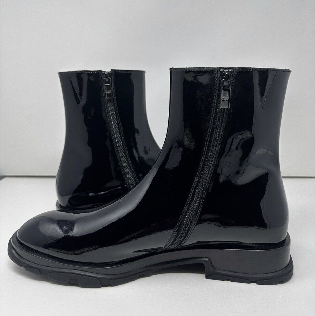 Alexander McQueen Men’s Slim Tread Patent Leather Black Boots 43 US 10 $1150