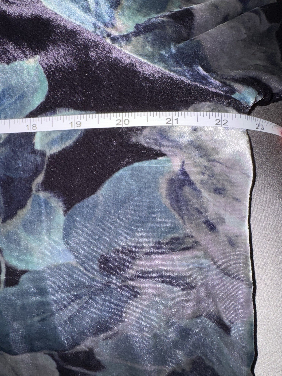 Johnny Was L Large Blue Velvet Peasant Blouse Shirt Tunic Top BOHO Roses Johnny Was