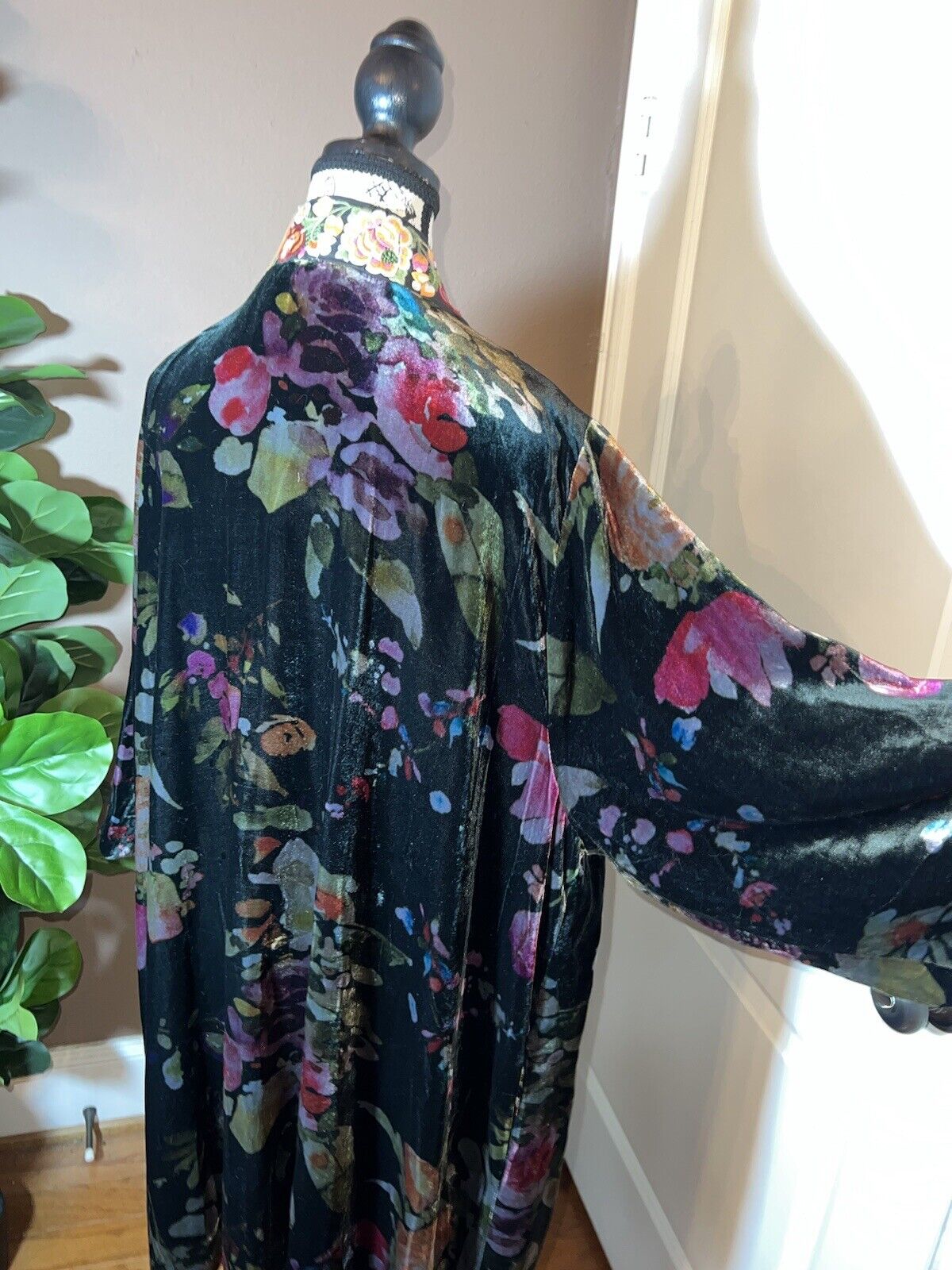 Johnny Was Velvet & Silk Kimono Wrap Sz 1XL 1X XL REVERSIBLE Jewel Tones Floral