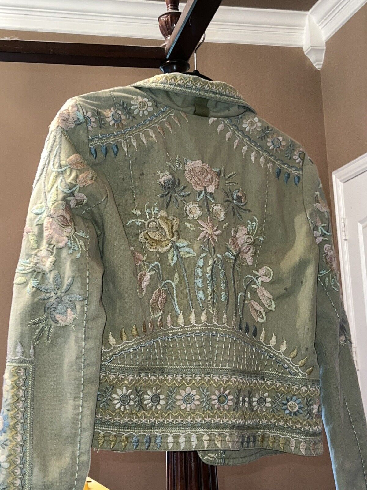 Johnny Was Embroidered Denim Jacket Coat Light Green/Lovely Soft Pink Flowers S