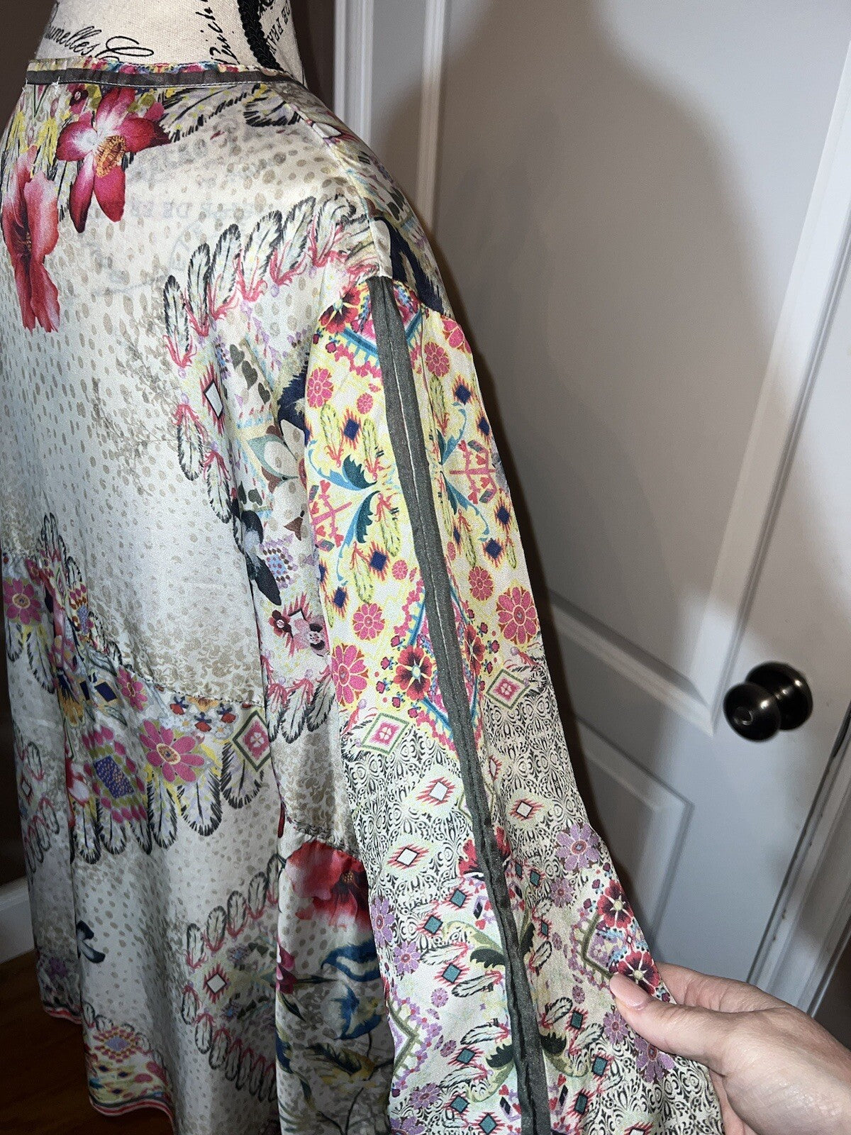 Johnny Was 2X Tunic Top Blouse 100% Silk Soft & Flowy Shirt  Long Sleeve BOHO Johnny Was