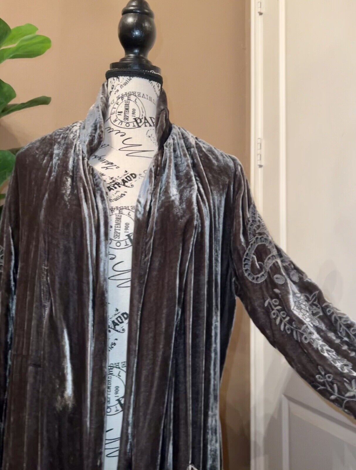 Johnny Was Grey Velvet Long Kimono Duster Wrap M Medium Eyelet Lace