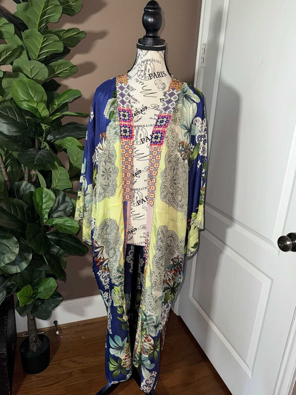 Johnny Was L Large 100% Silk Long Kimono Wrap Floral Duster Wrap Robe