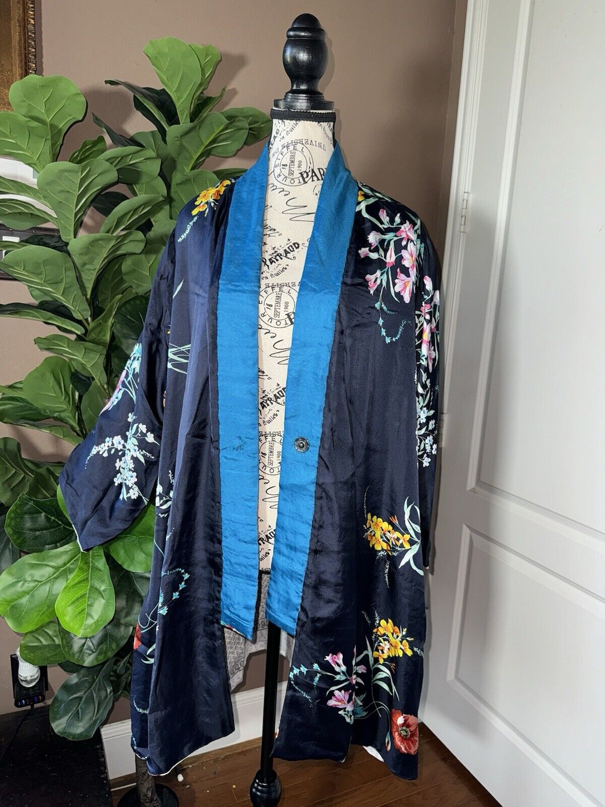 Johnny Was Sz L Silky Kimono Duster REVERSIBLE Embroidered Cardigan Wrap