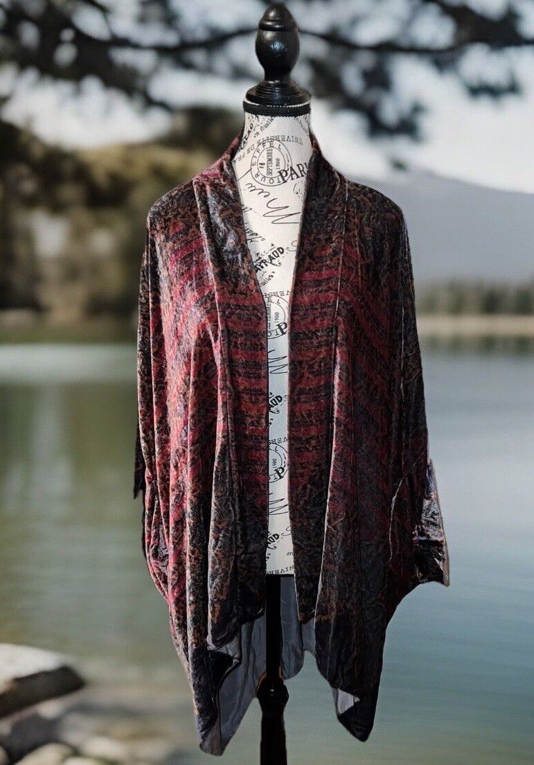 Johnny Was XL Black & Red Velvet Kimono Wrap Cardigan Jacket Gorgeous Color