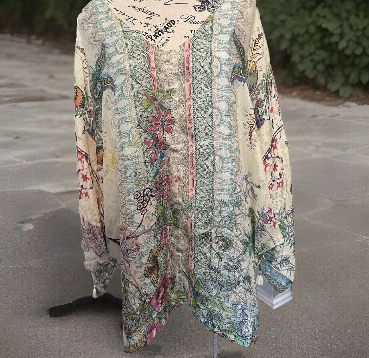 Johnny was sz L Large 100% Silk Tunic Top With Tassels and Dolman Sleeves