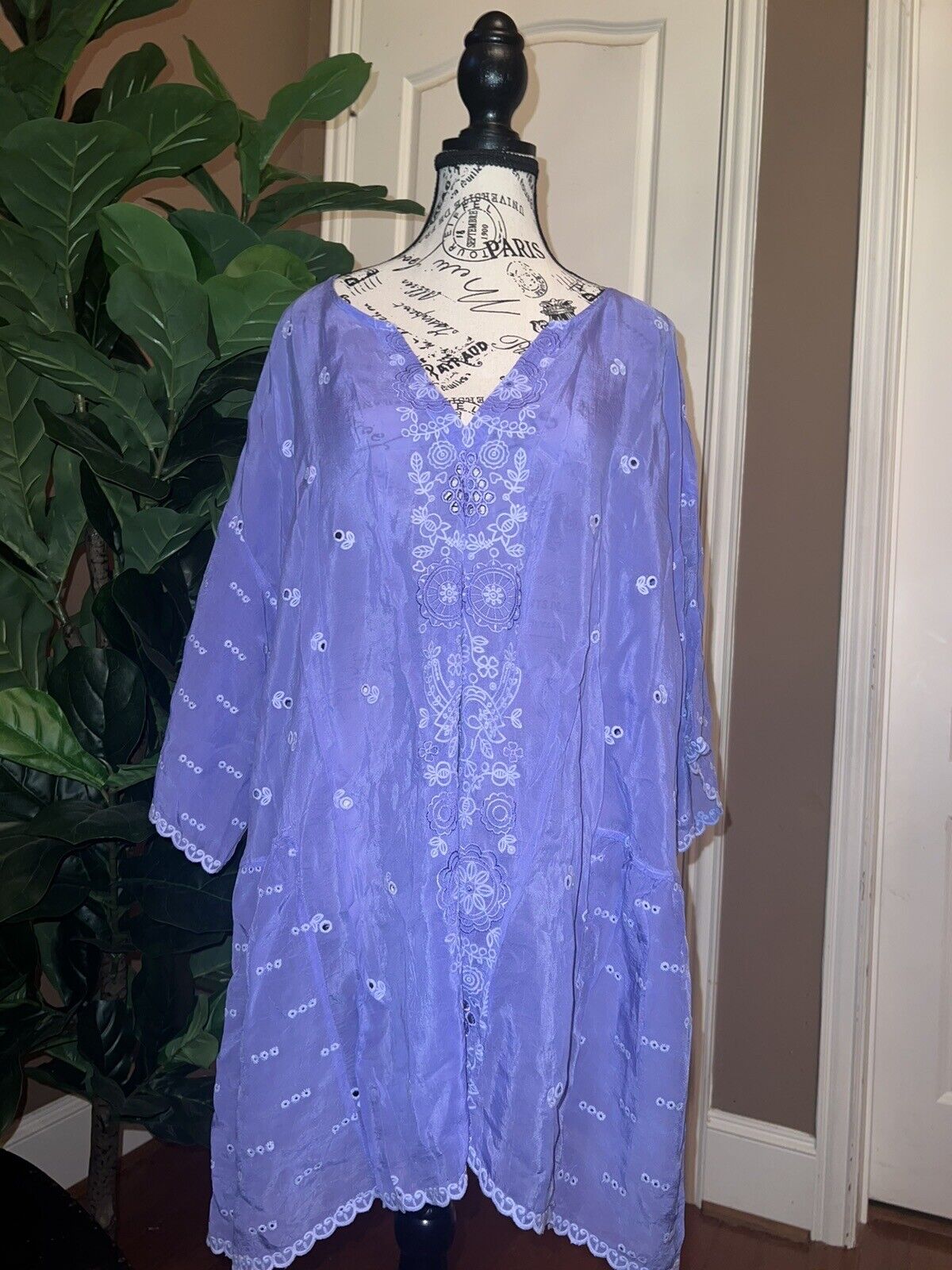 Johnny Was Embroidered Silky Tunic Top Lavender 2X 2XL Beautiful