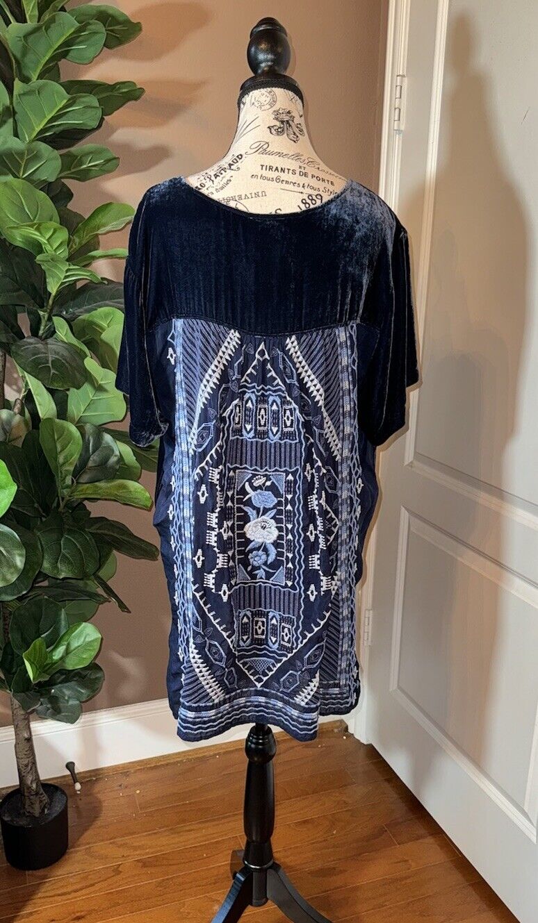 Johnny Was XL 1X Blue Velvet Tunic Top Shirt Mini Dress Embroidered Blouse