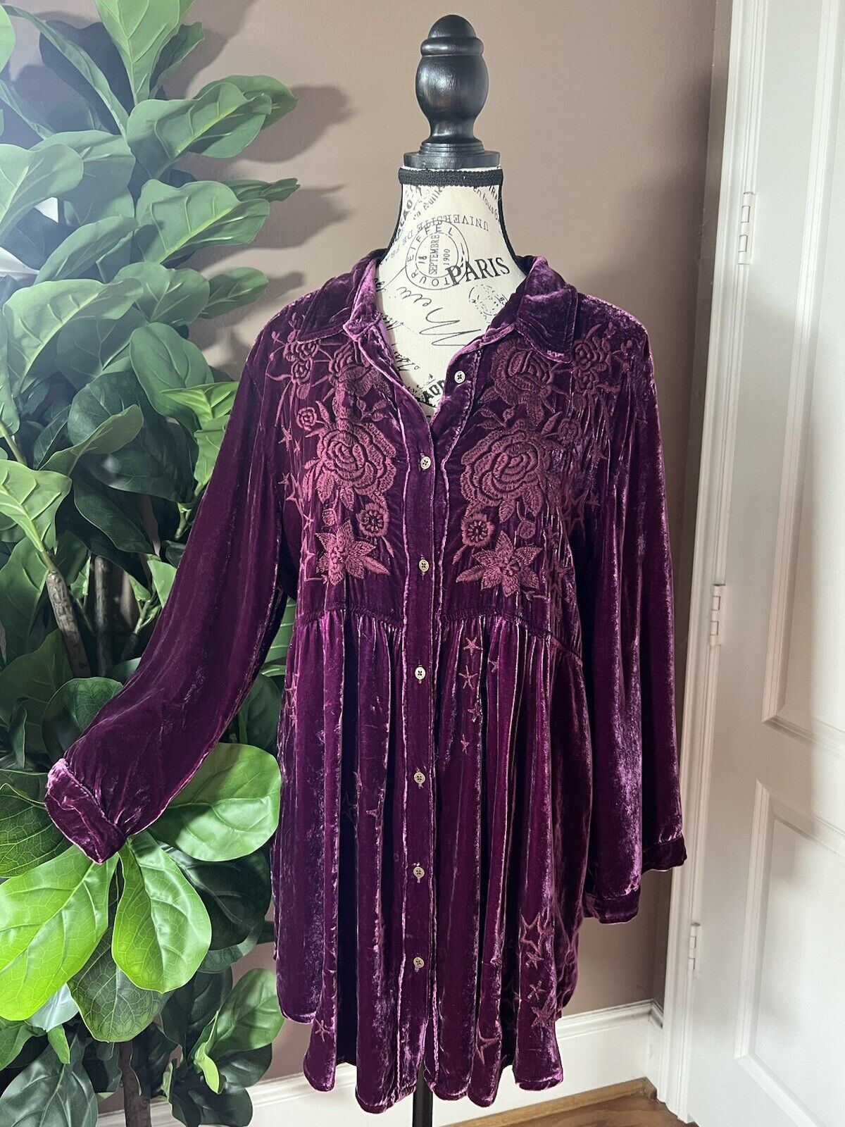 Johnny Was Sz XL Burgundy Wine Velvet Peplum Tunic Top Tonal Embroidery