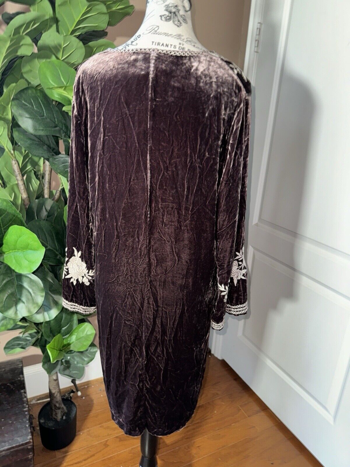 Johnny Was L Brown Velvet & Cream Embroidery Mini Dress Shift Tunic Top BOHO