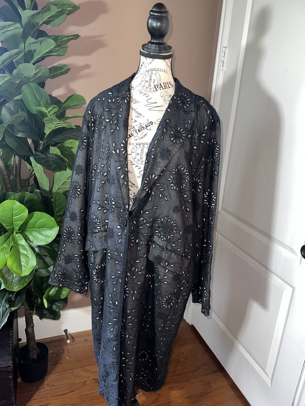 Johnny Was XL 1X Black Eyelet Lace Long Silk Kimono Duster Wrap Coat