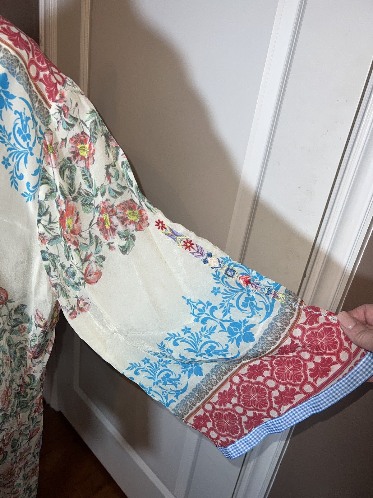 Johnny Was Sz XL Silky Soft White Tunic Top Embroidered Floral Johnny Was