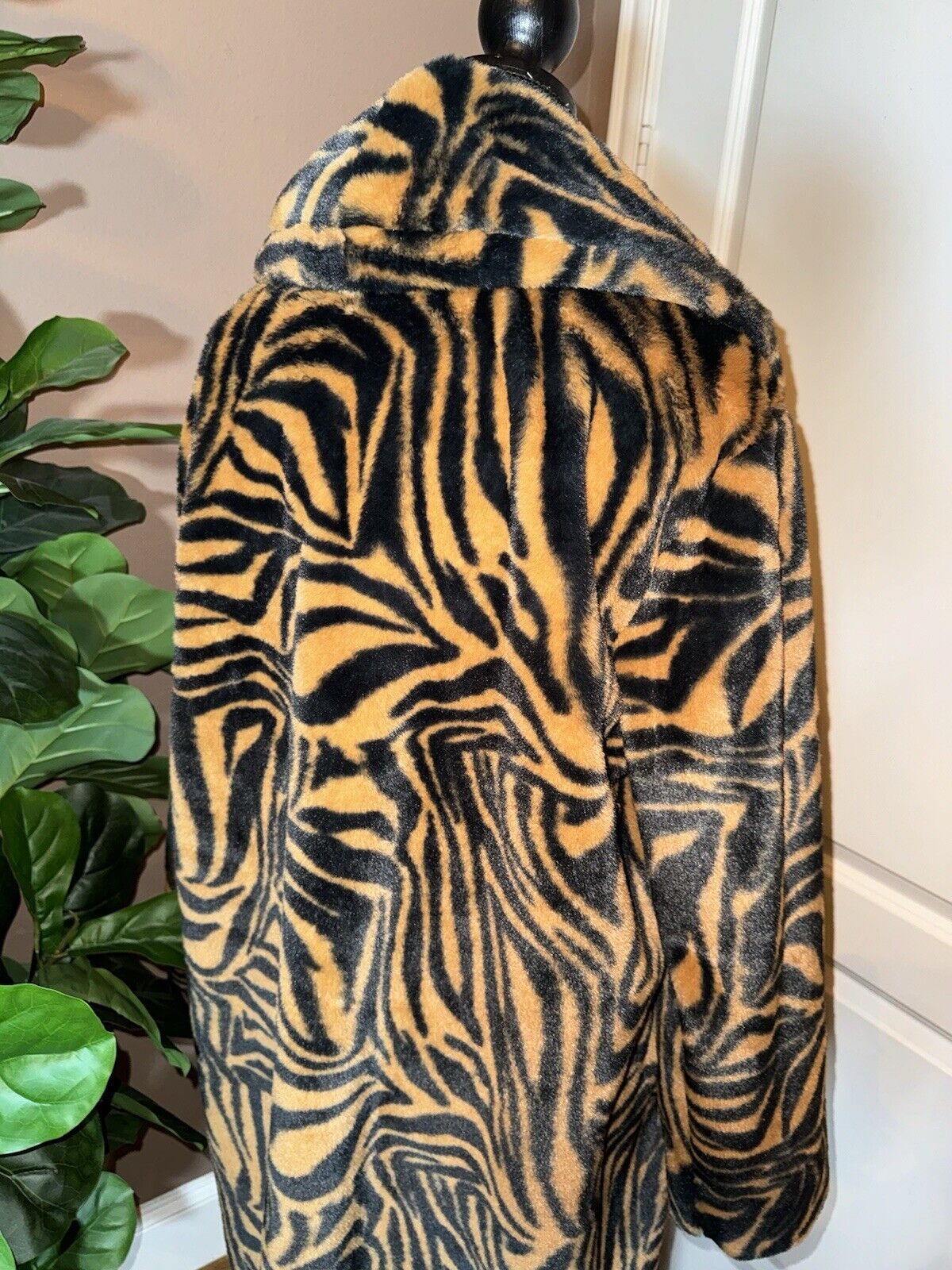 Johnny Was XL 1X Faux Fur & Silk Tiger Stripe Long Length Coat Jacket Wrap