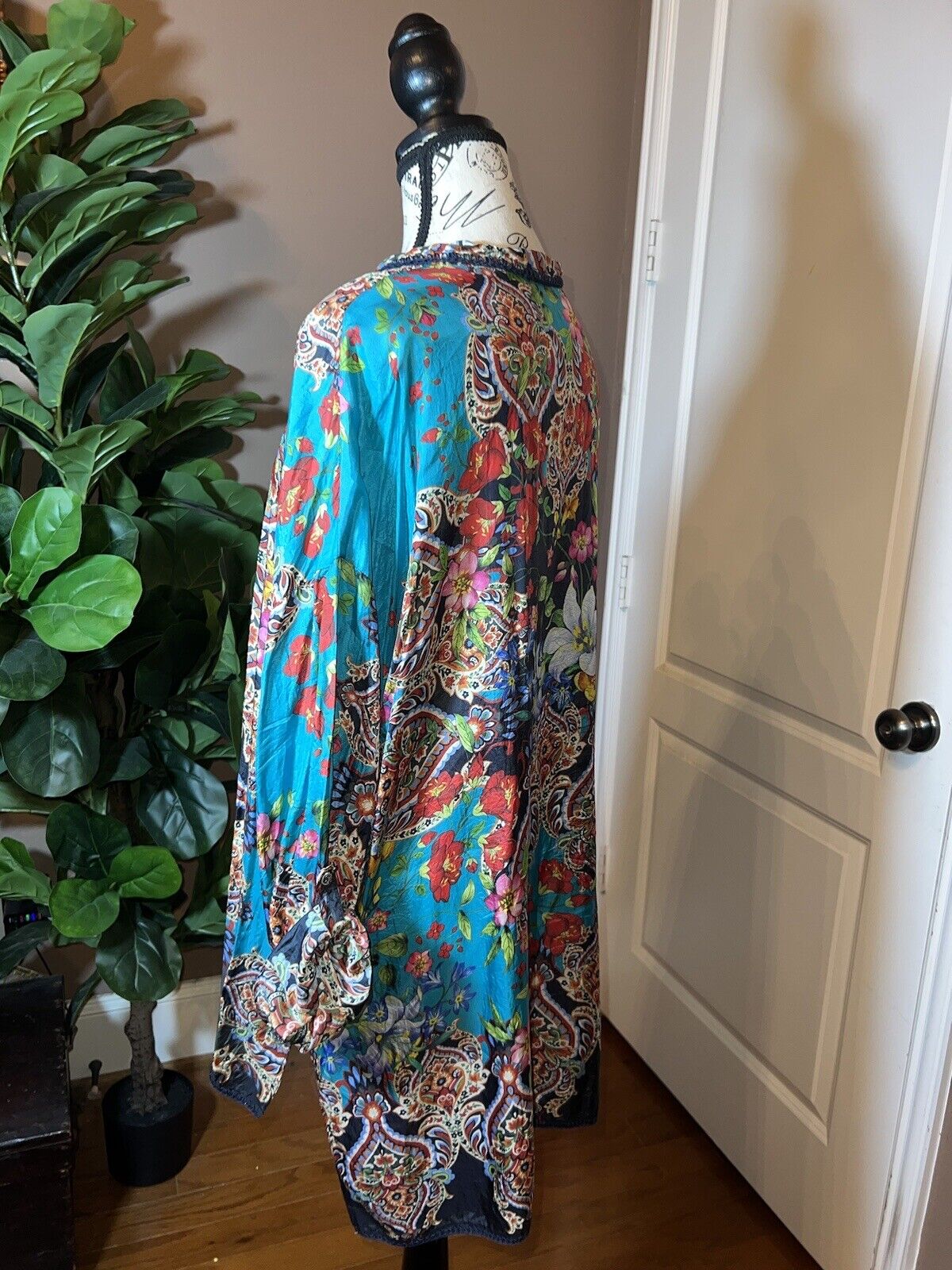 100% Silk Johnny Was Tunic Top XL 1X 1XL Kimono Feel Colorful Spring