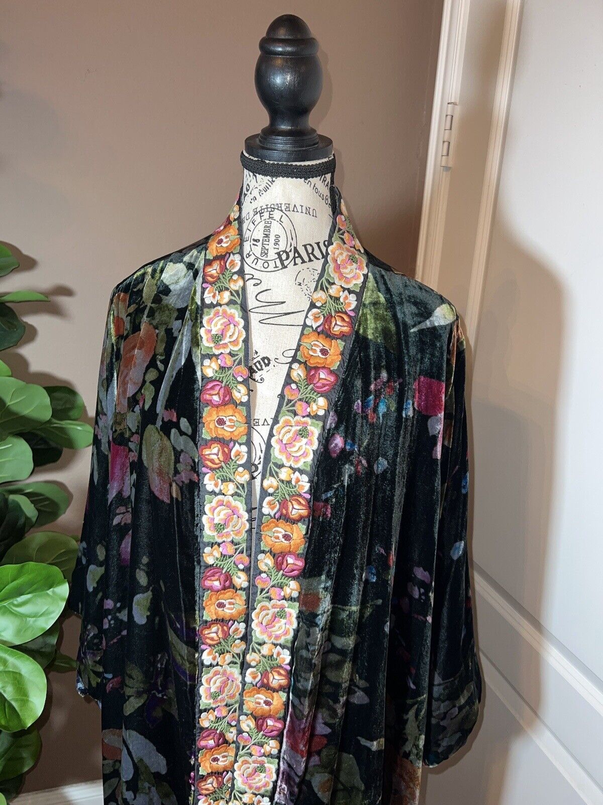 Johnny Was Velvet & Silk Kimono Wrap Sz 1XL 1X XL REVERSIBLE Jewel Tones Floral