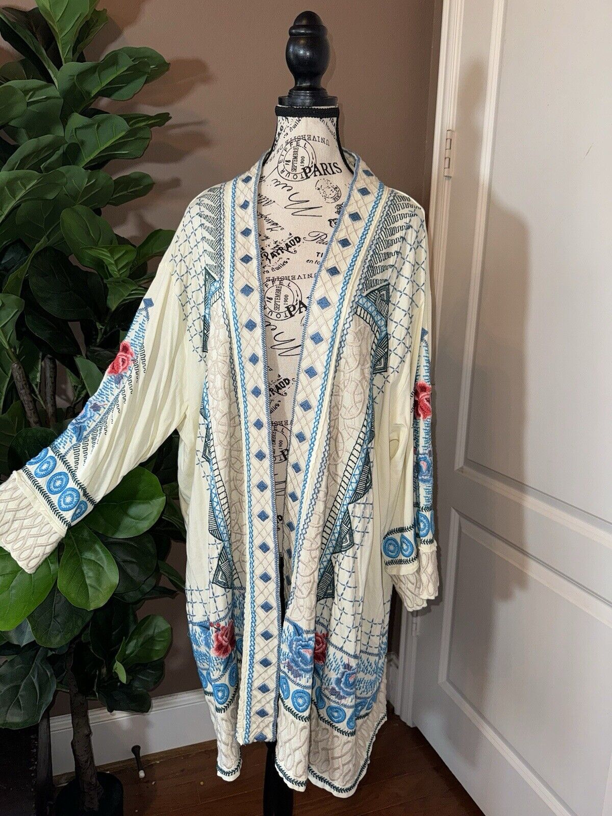 Johnny Was 3X 3XL Cream Kimono Heavily Embroidered Wrap Jacket Cardigan