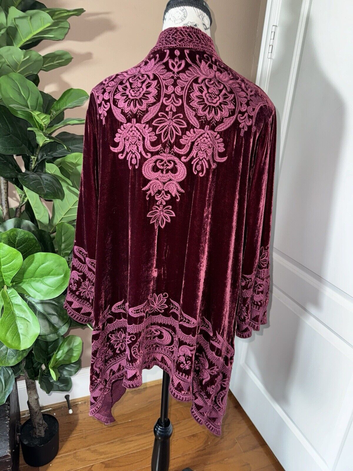 Johnny Was Burgandy Wine Velvet & Embroidered Top Kimono Wrap XL 1X 1XL