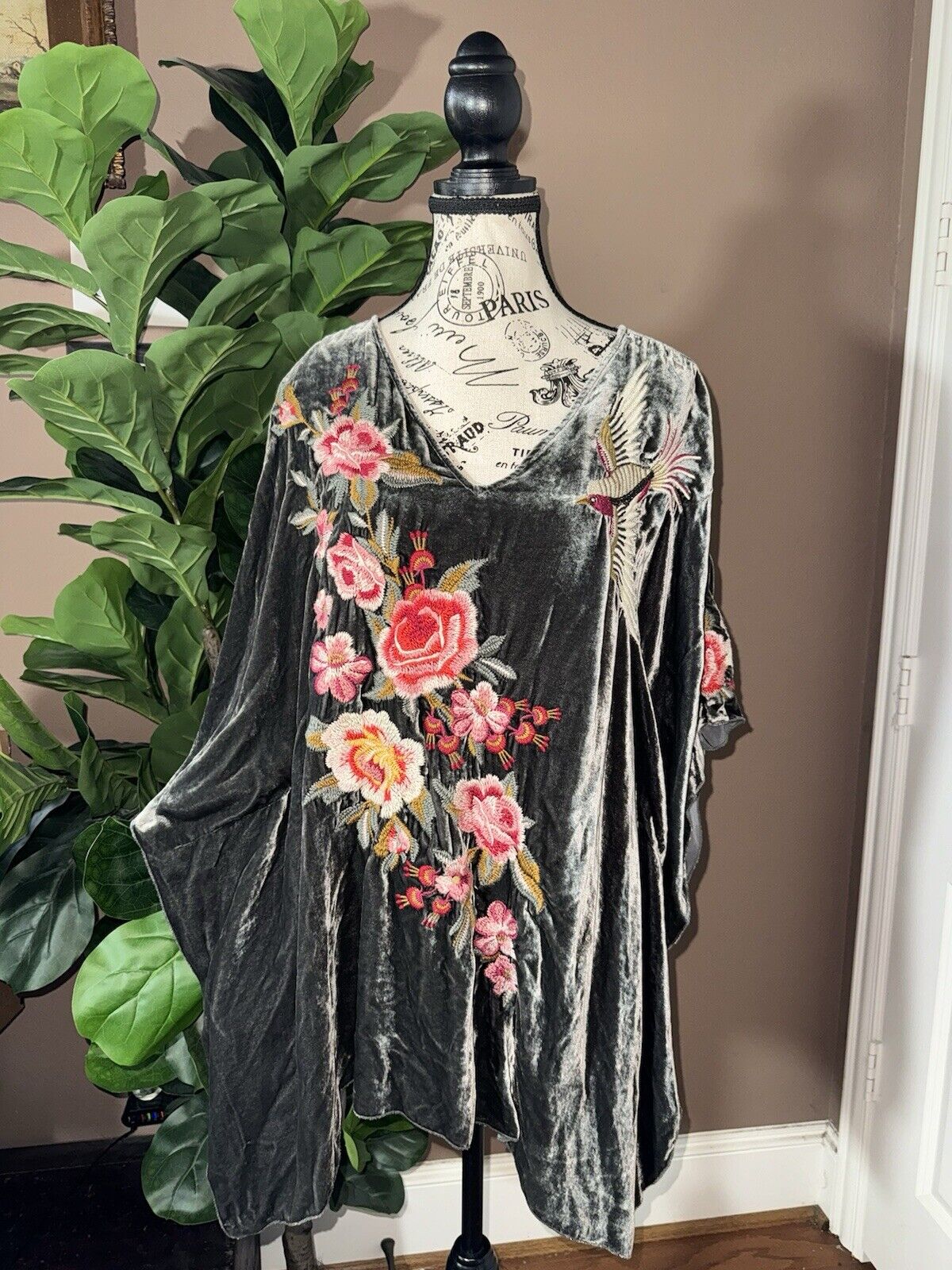 Johnny Was Sz L Large Grey Velvet Embroidered Poncho Tunic Top  Birds