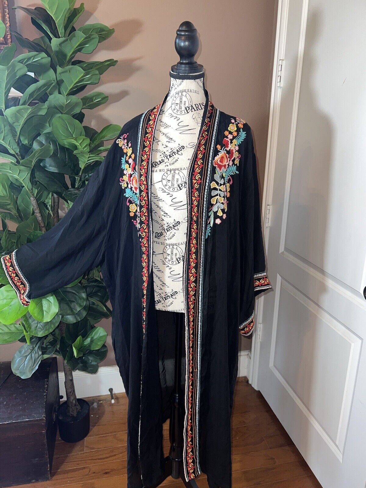 Johnny Was XL 1X Long Kimono Duster Black Pockets Embroidered Wrap Jacket