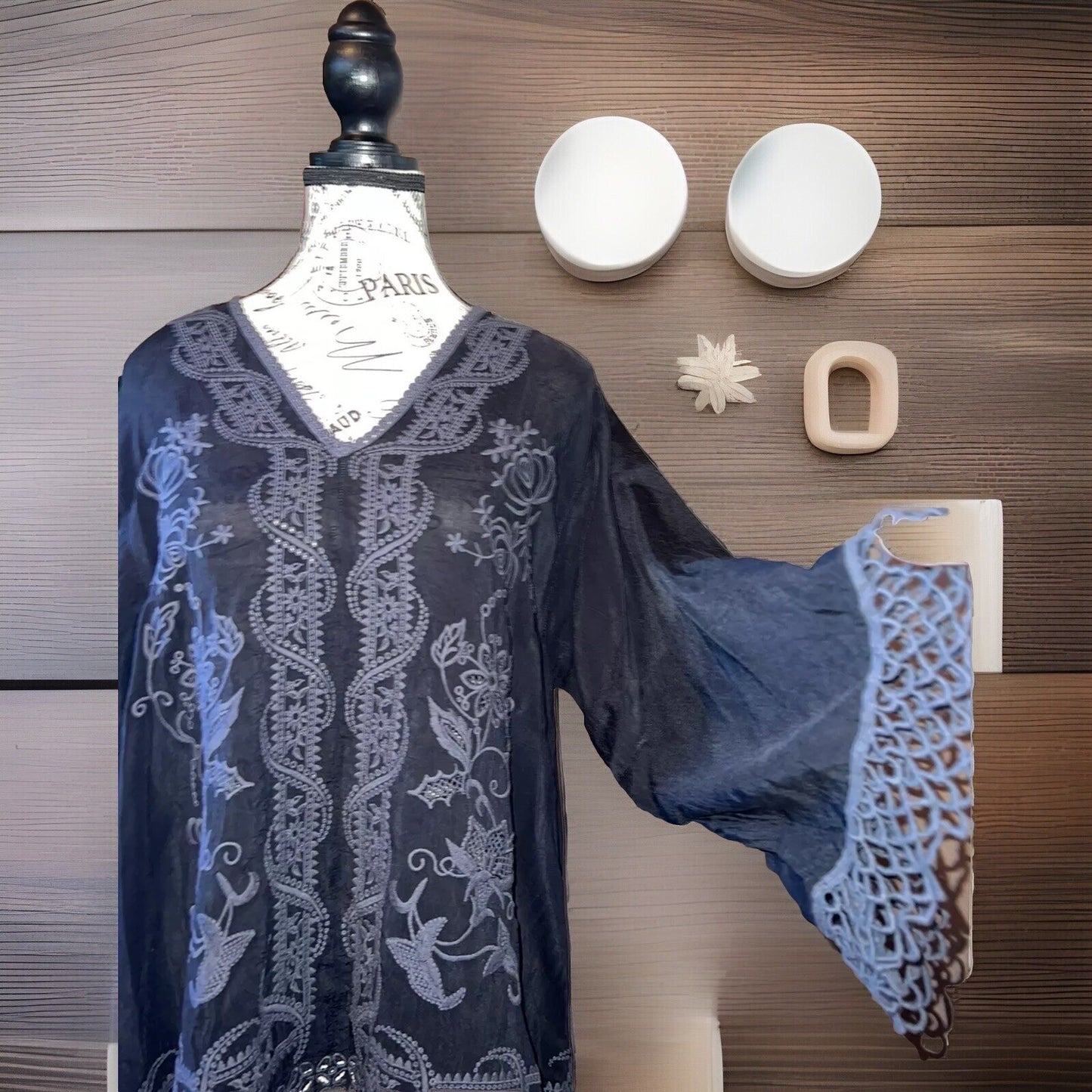 Johnny Was M Black Tunic Top Eyelet & Lace Silky Kimono Sleeves Lightweight Cool Johnny Was