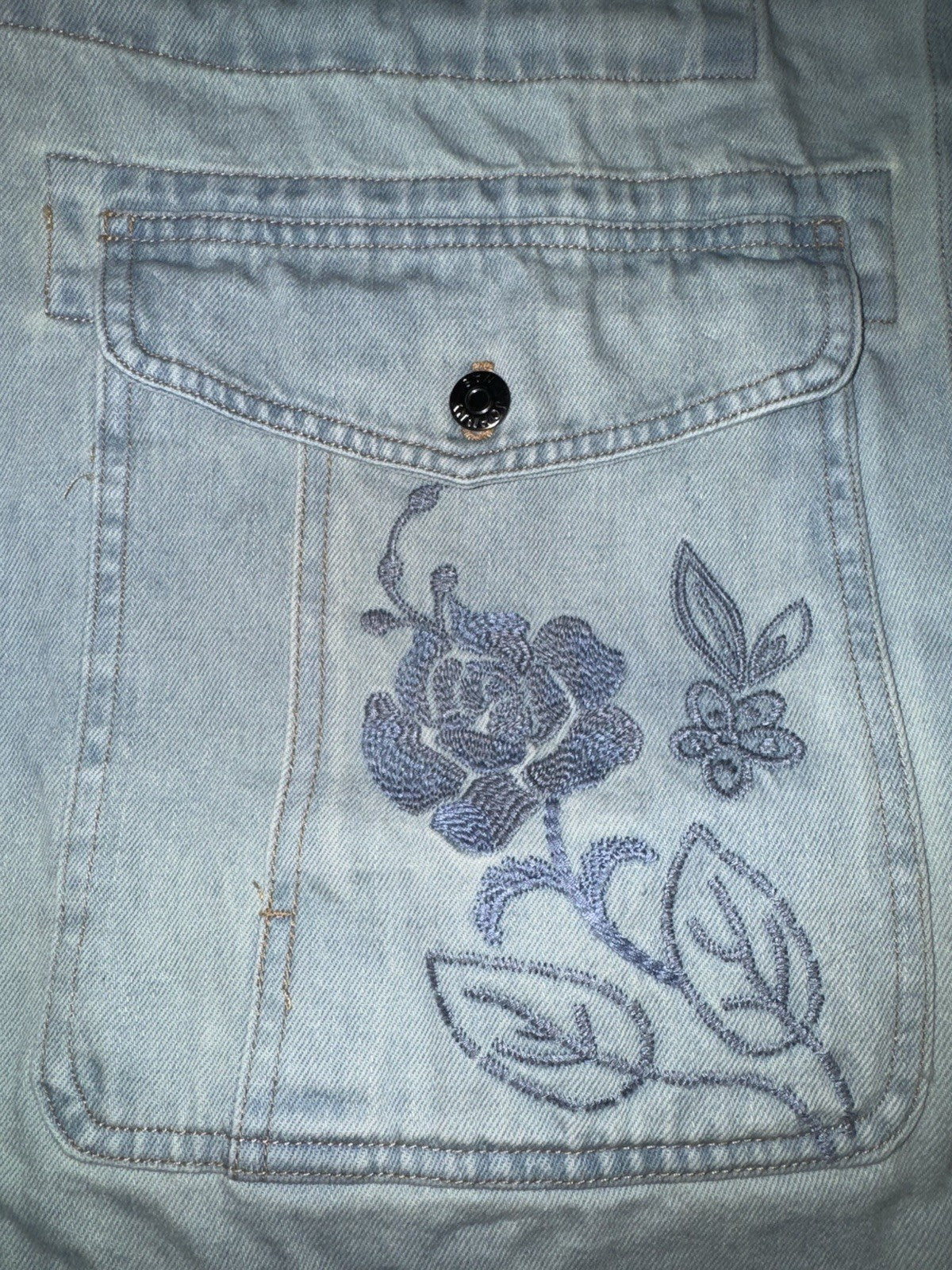 Johnny Was XL Denim Jacket Shacket Coat Embroidered Blue Light Wash Johnny Was