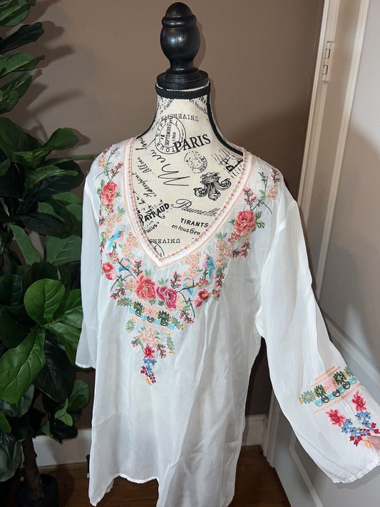 Johnny Was Silky White Embroidered Peasant Blouse Top Tunic L Large