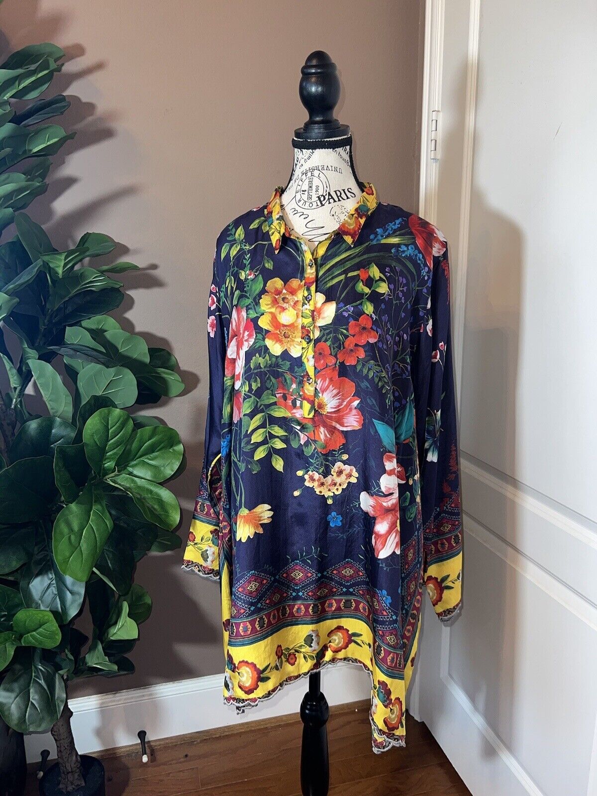 Johnny Was 100% Silk Tunic Top Scalloped Hem Jewel Tone XL 1X 1XL Floral