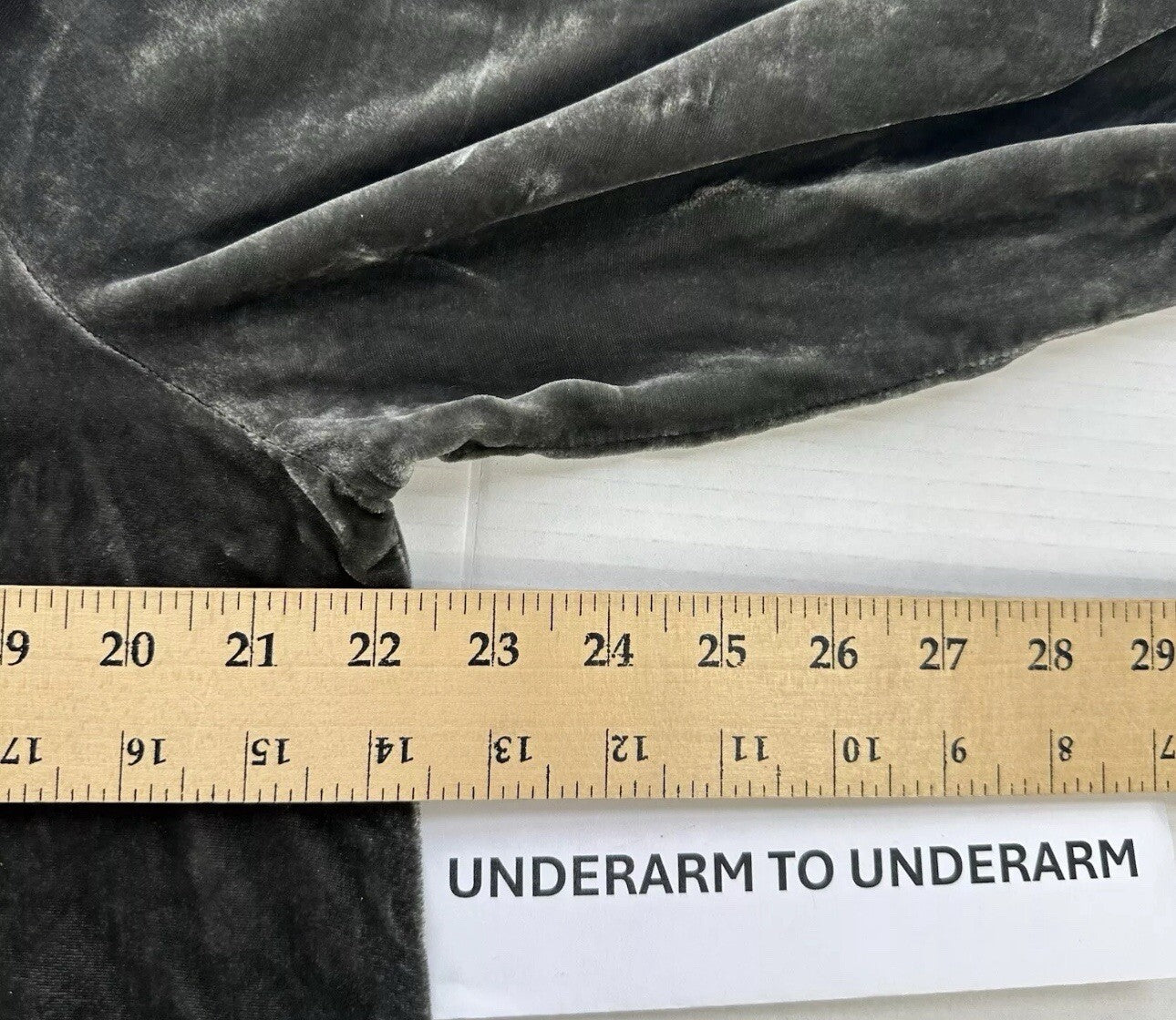 7963233