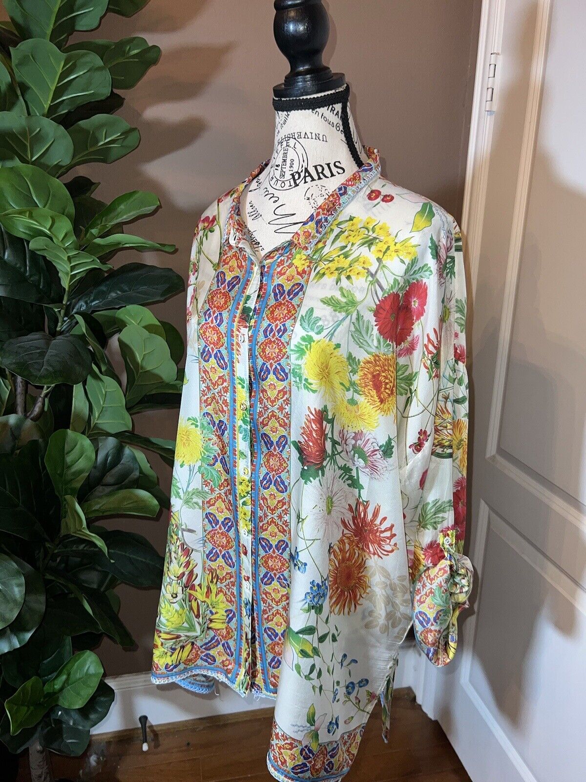 GORGEOUS 100% Silk Johnny Was Tunic Top XL 1X 1XL Marigolds Mums Kimono Colorful