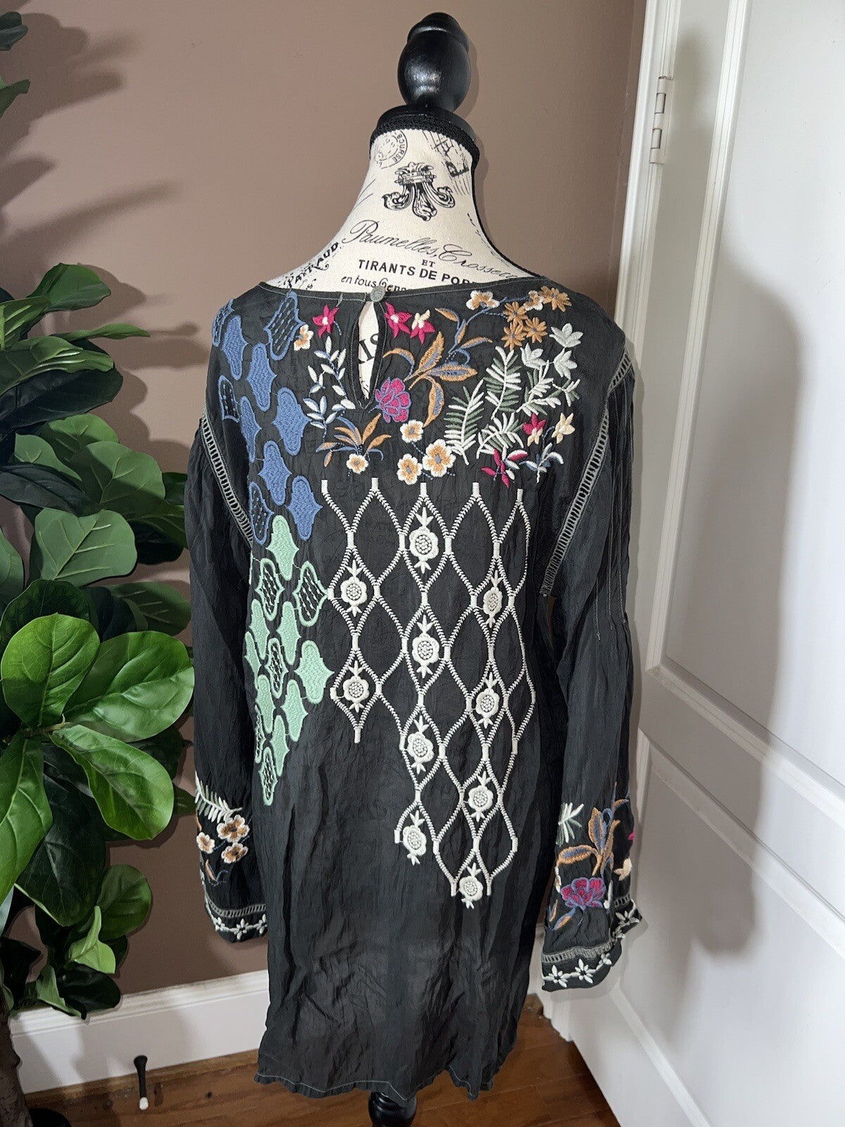 Johnny Was L Black Embroidered Blouse Tunic Top Mini Dress Kimono Sleeve Shirt Johnny Was