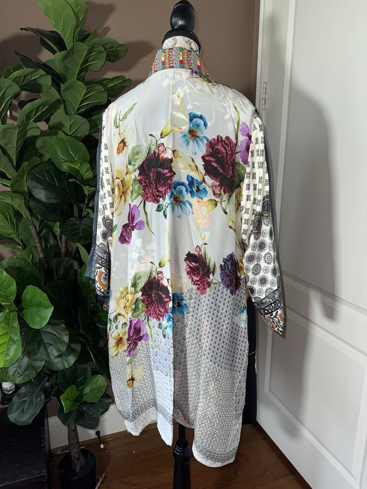 Johnny Was L 100% Silk Kimono Duster REVERSIBLE Embroidered Cardigan Wrap Johnny Was