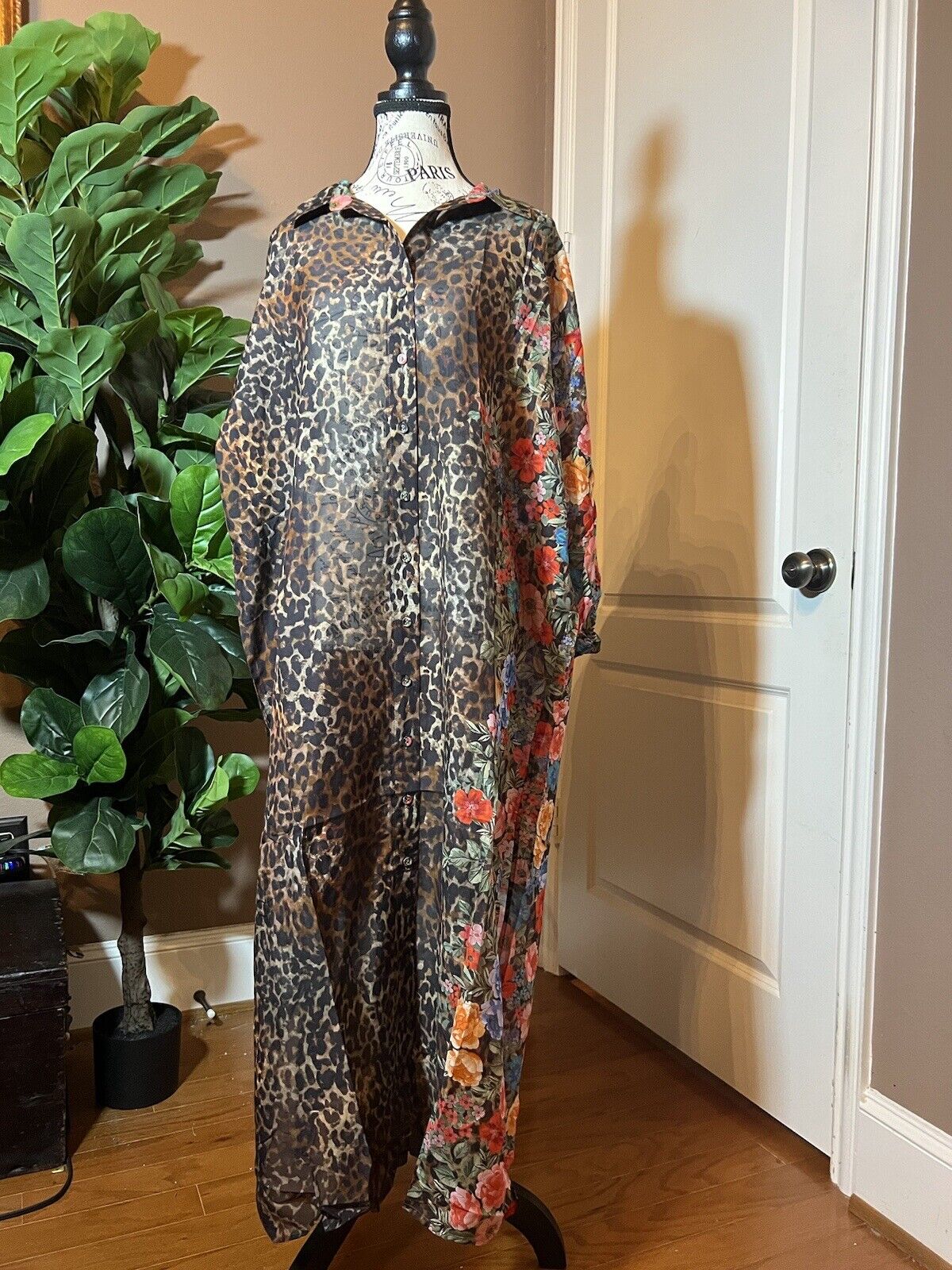 Johnny Was XL Maxi Dress Cover Up Lightweight Floral & Leopard Pattern