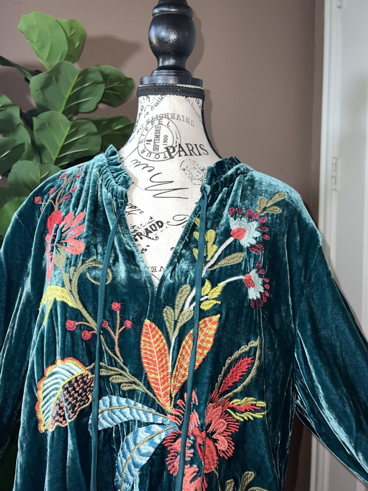 NEW Johnny Was Teal Velvet Heavily Embroidered Tunic Top L Large Peasant NWT