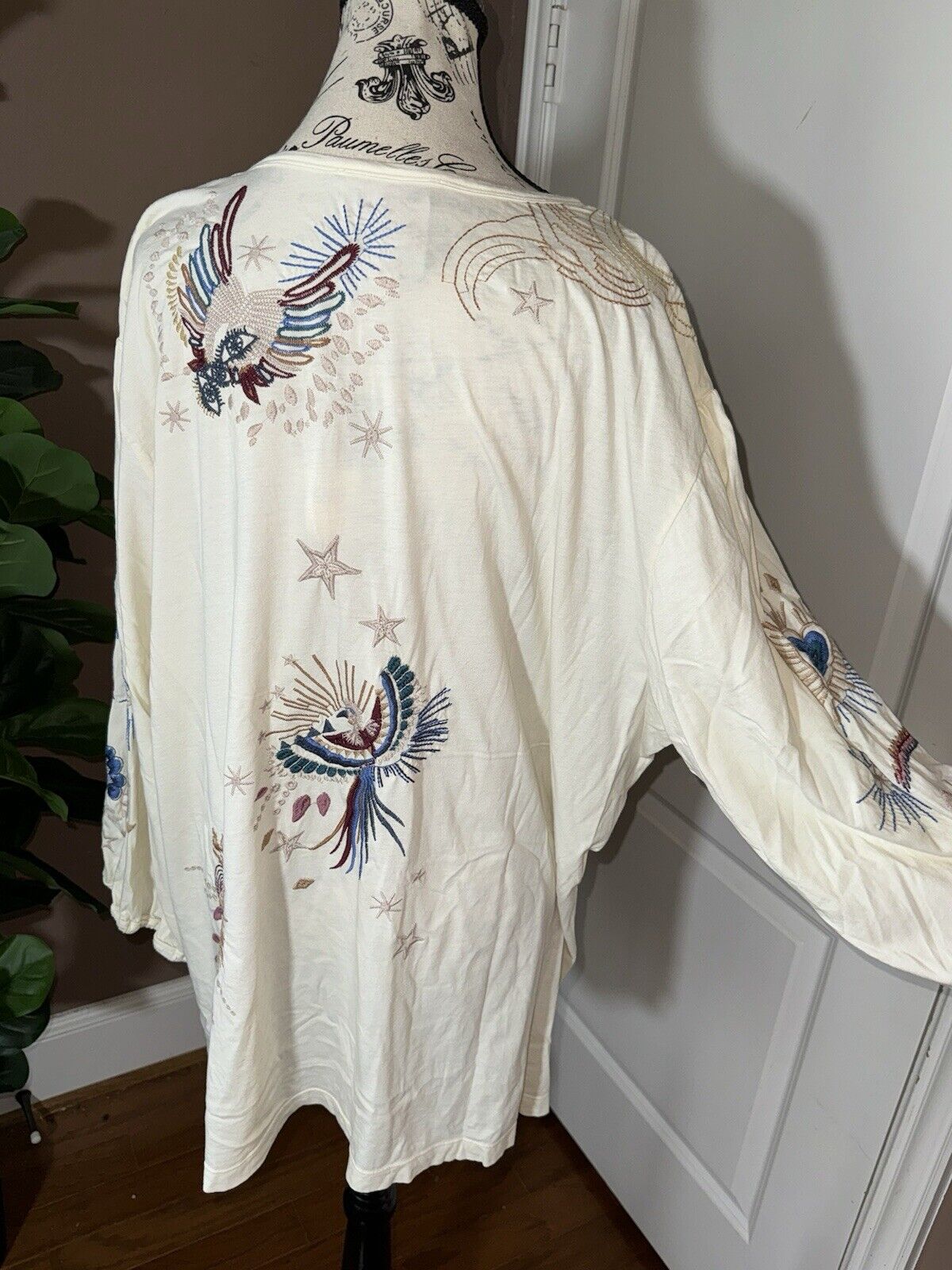 Johnny Was 3x Cream Peasant Tunic Top Cute Embroidery Kimono Sleeves