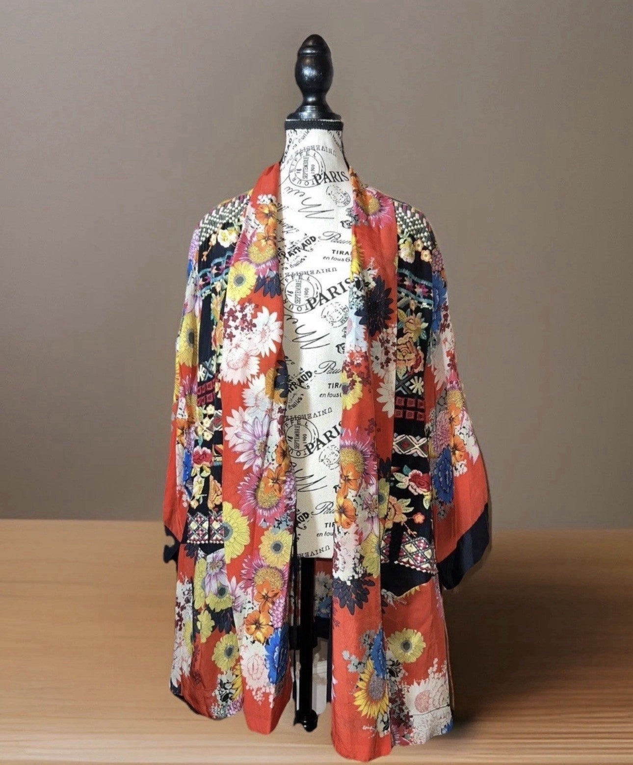 Johnny Was XXL 100% Silk Kimono Red & Black Floral Wrap Lightweight Cool Jacket Johnny Was