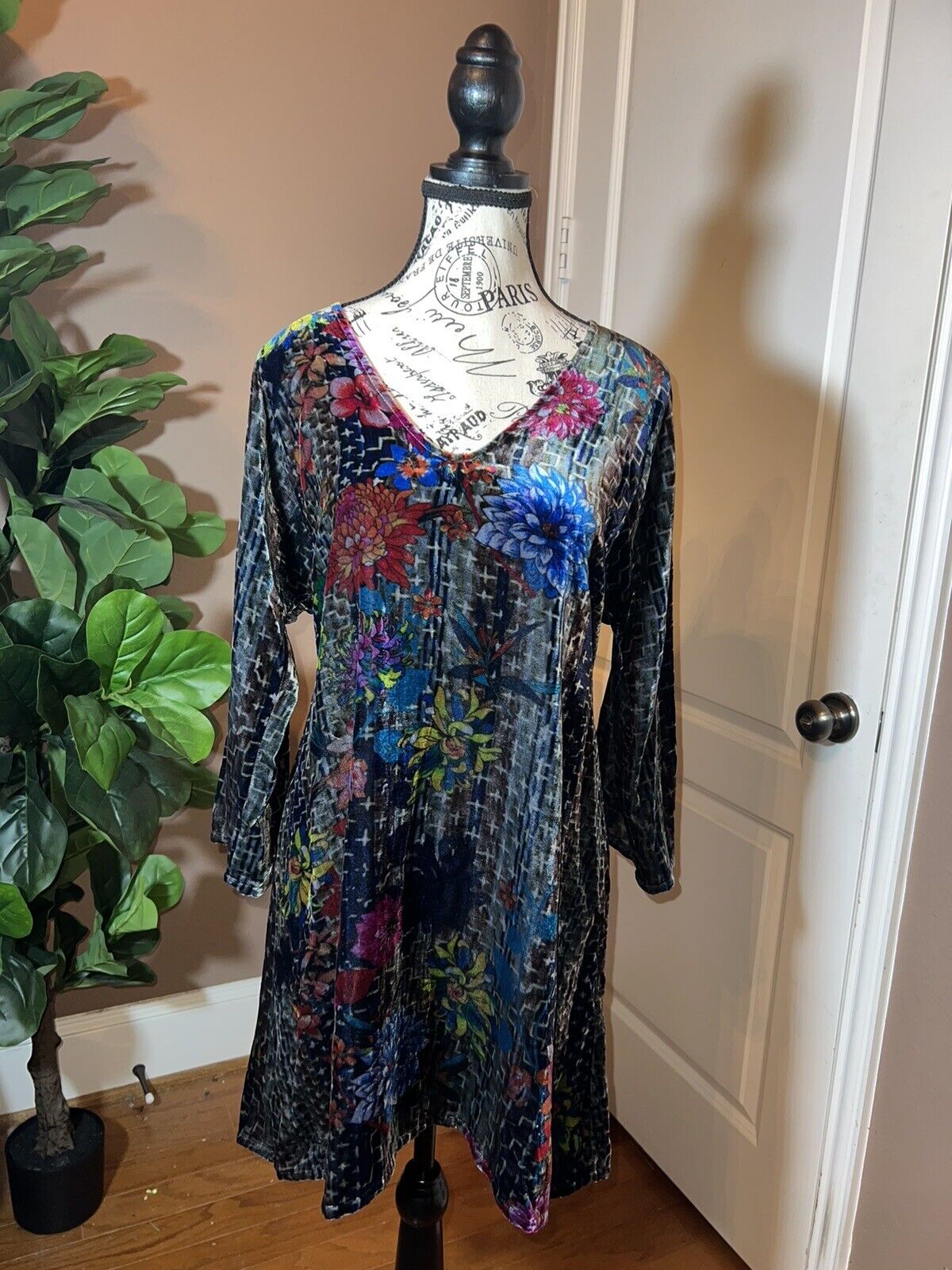 Johnny Was Floral Velvet Jewel Tones Tie Waist Tunic Top Mini Dress M Medium