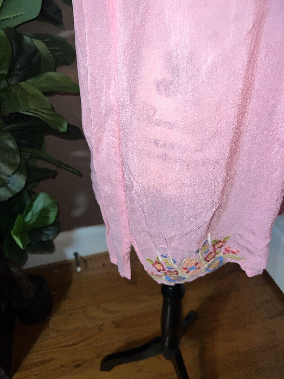 Johnny Was Silky Pink Sz L Large Tunic Top Embroidered Kimono Sleeves