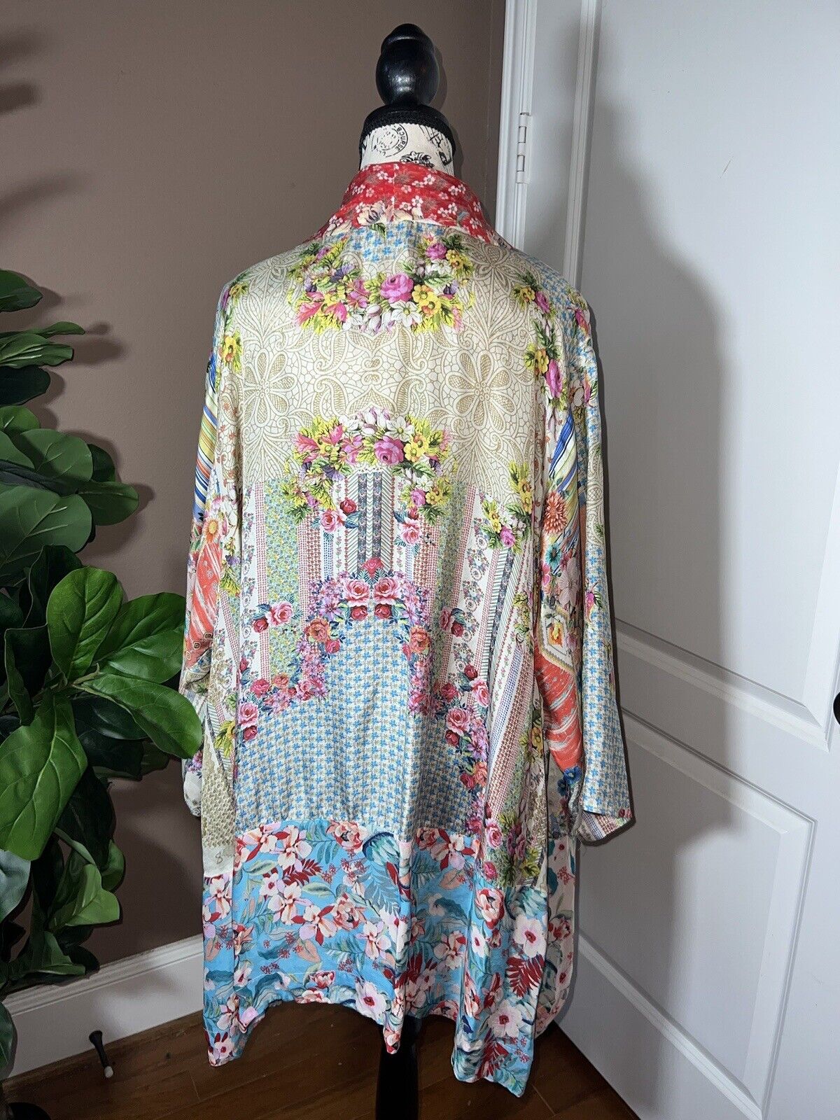 Johnny Was 100% Silk Kimono Sz XL 1X 1XL Cherry Blossoms & Flowers STUNNING BACK