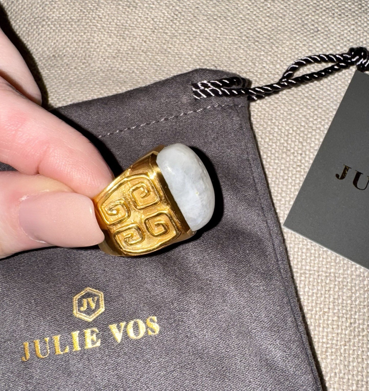 Julie Vos Sz 8 Creamy White Moonstone Statement Ring 24K Plated Looks Unworn Julie Vos