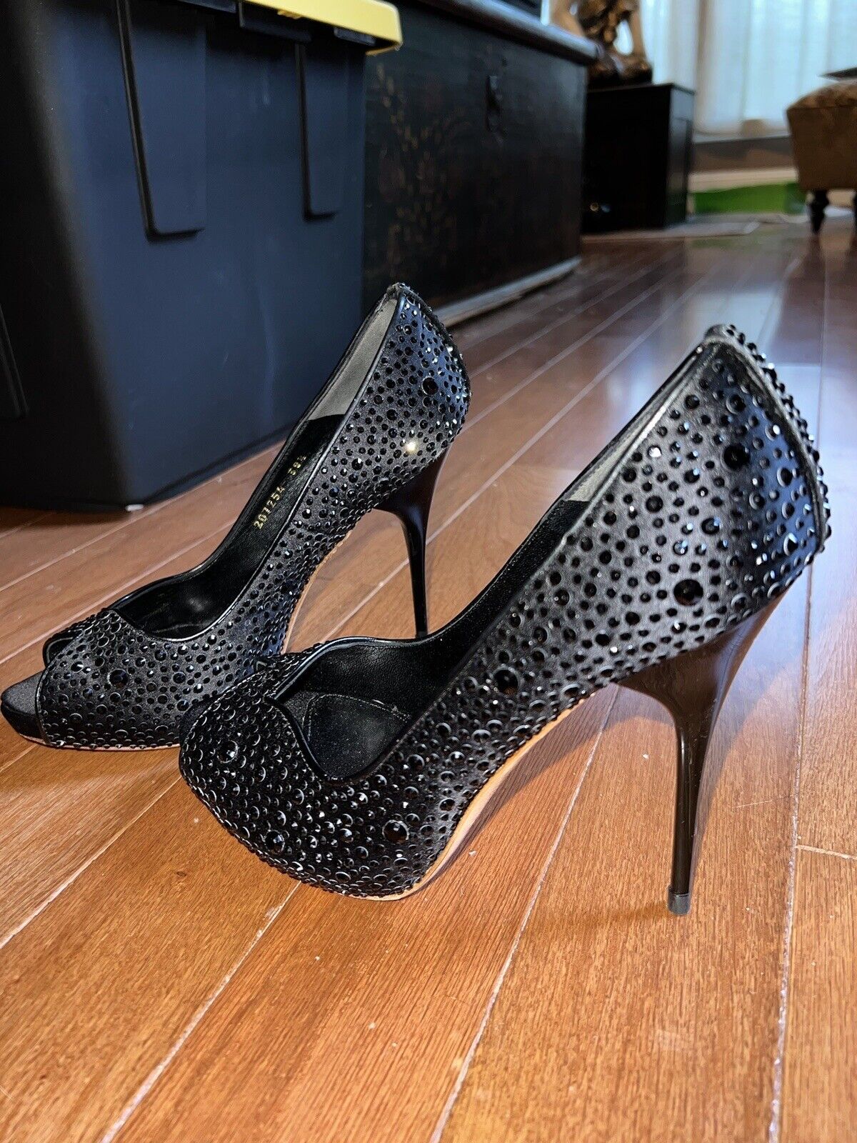 Alexander McQueen 38.5 Black Crystal Pumps High Heels Worn Once Retail $1750 HOT