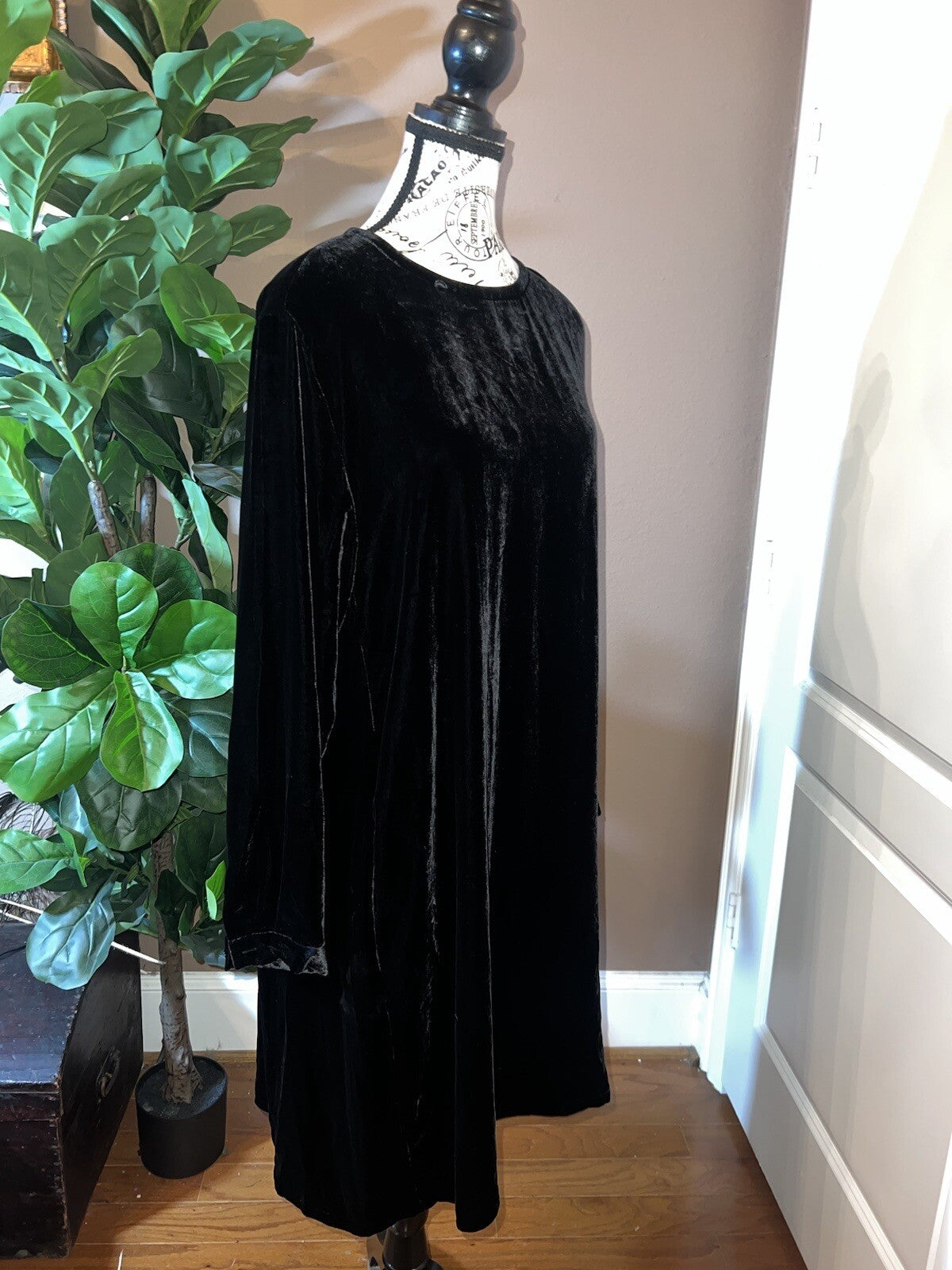 Eileen Fisher Black Velvet MIDI Dress Beautifully Soft Sz M  MSRP $398 Eileen Fisher