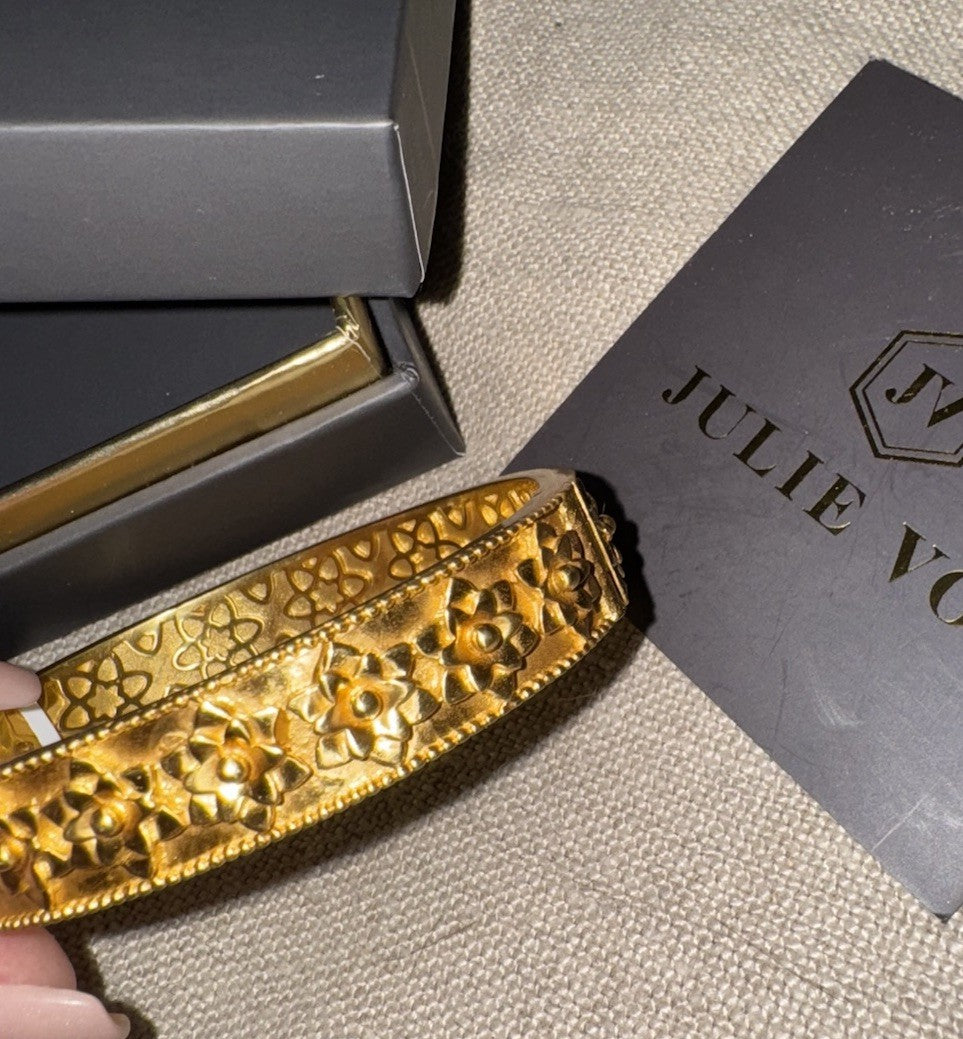 7993779