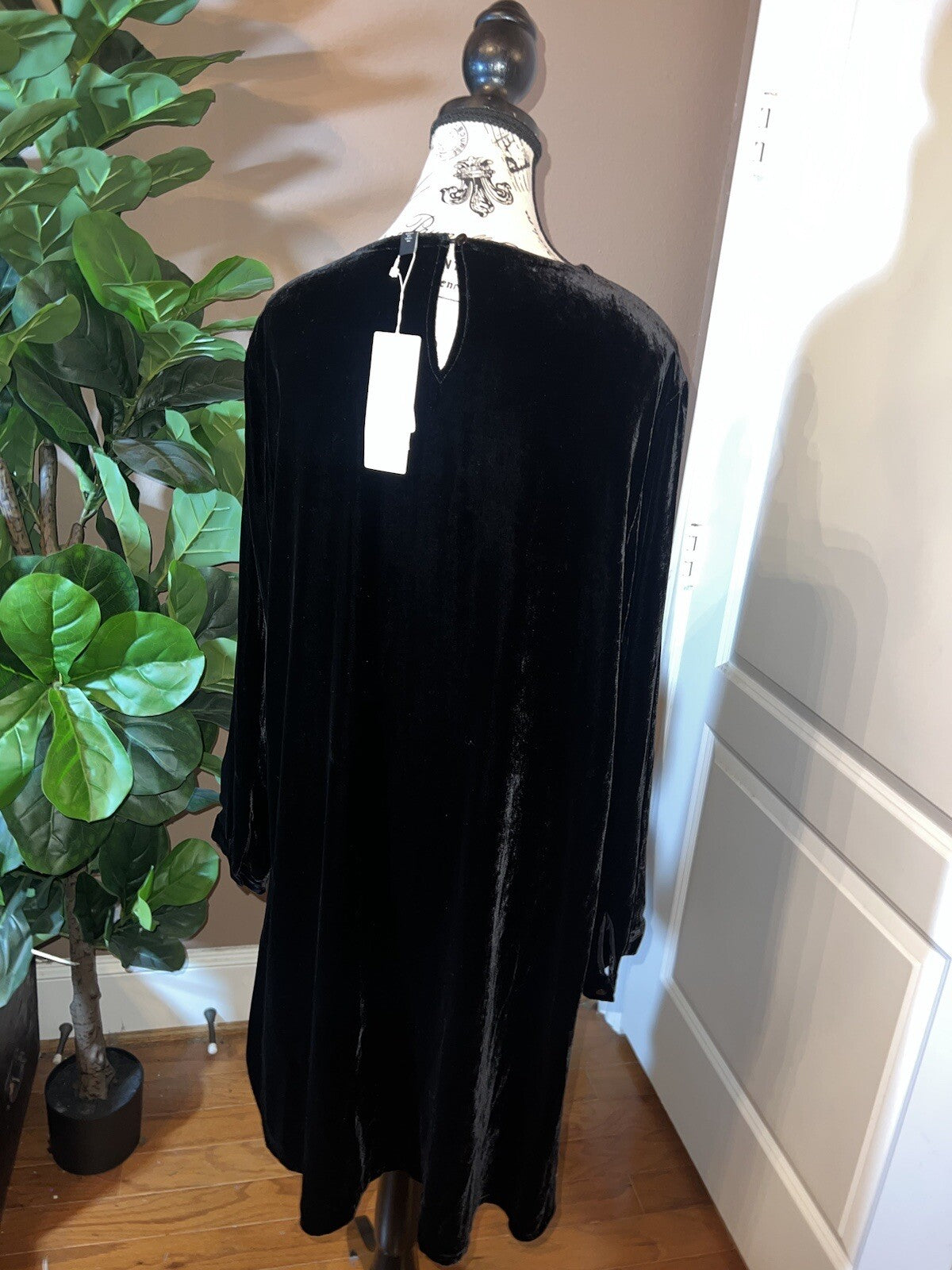 Eileen Fisher Black Velvet MIDI Dress Beautifully Soft Sz M  MSRP $398 Eileen Fisher