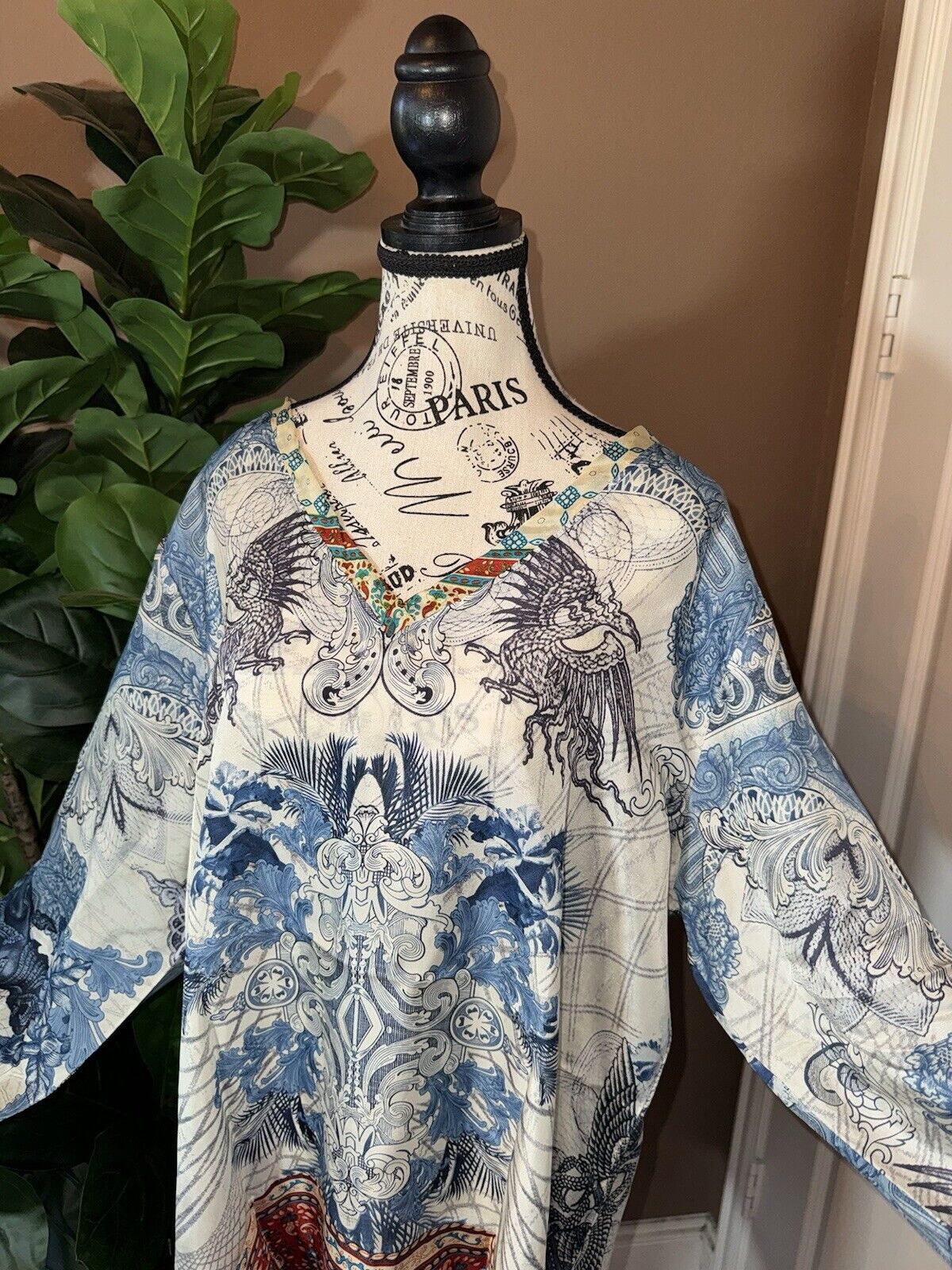 Johnny Was XL 1X 100% Silk Blue & White Tunic Top Blouse Mini Dress Kimono