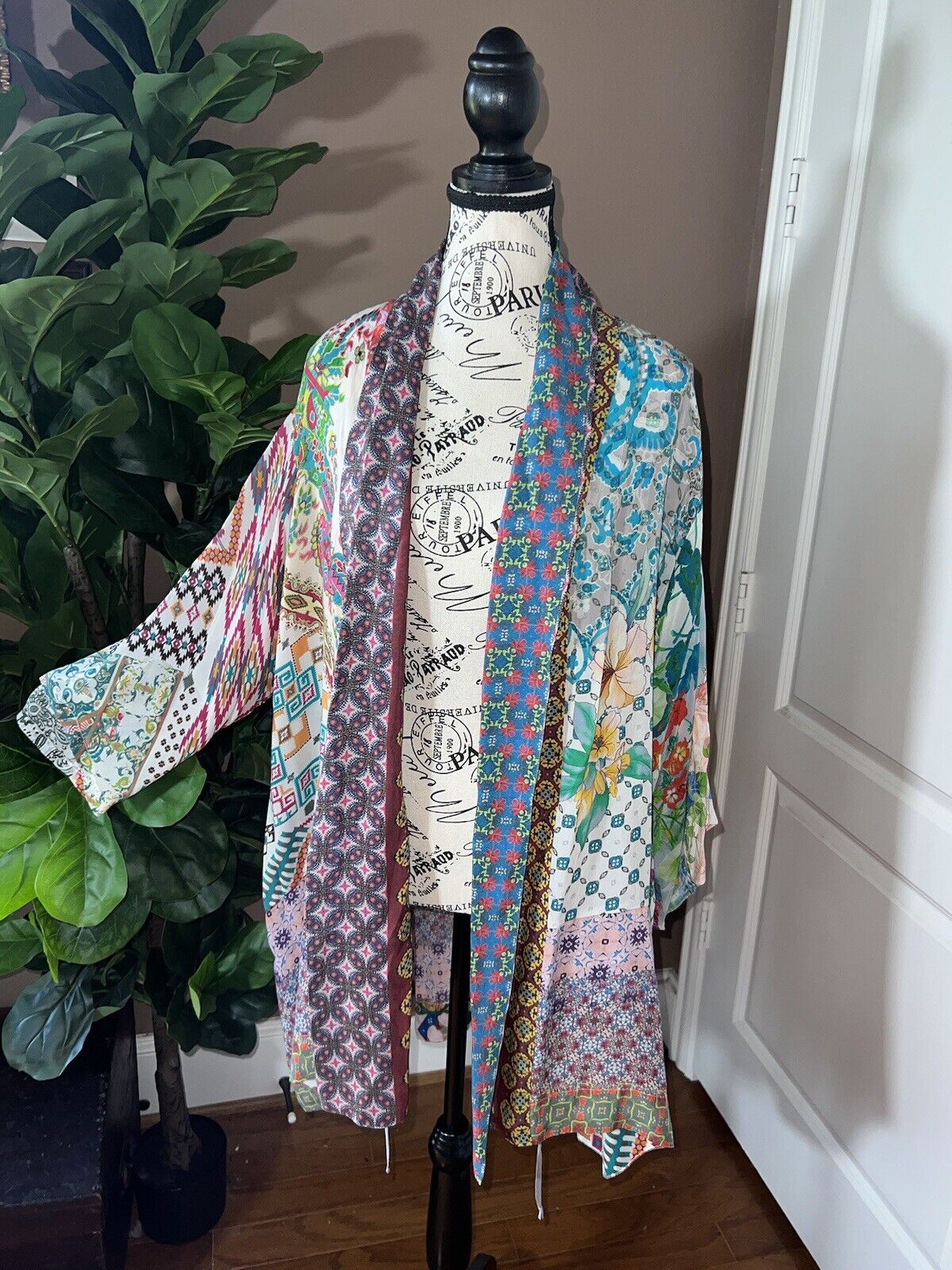 Johnny Was Silky Floral Kimono Wrap Cardigan Sz L Large Embroidered Pockets