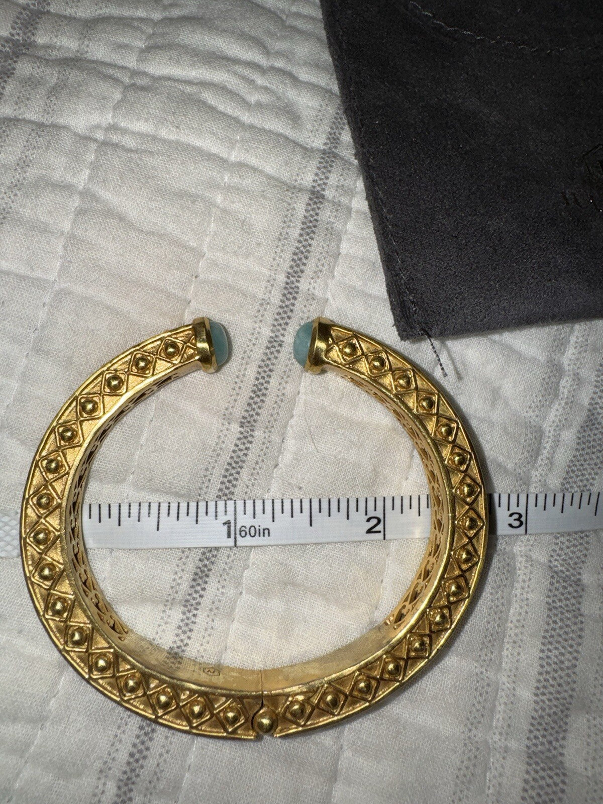 7700032